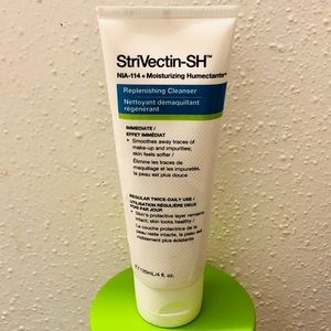 New StriVectin NIA-114 Replenishing Cleanser
